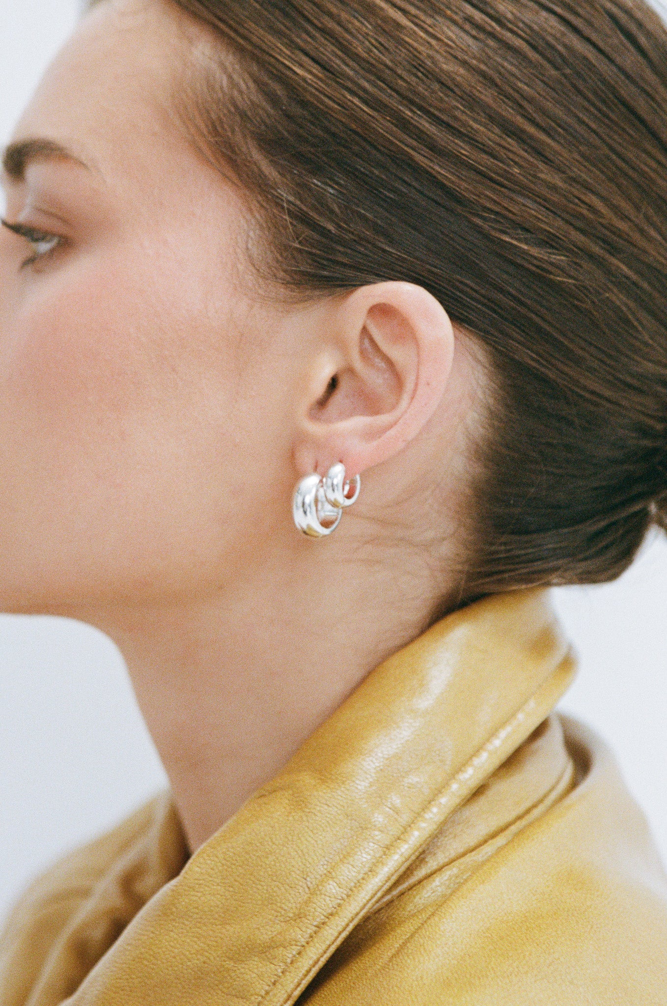 Porter Jewellery | White Gold Plating | Petite Thick Huggies 18mm