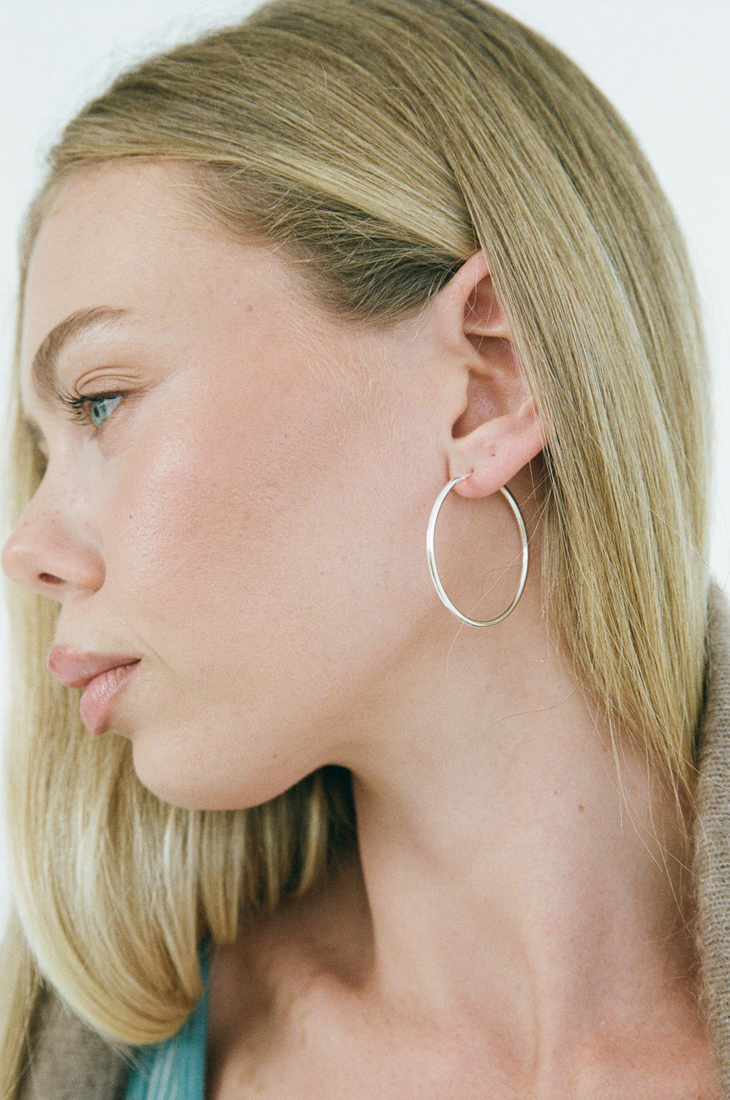 Porter Jewellery | 18k Gold Vermeil Sterling Silver White Gold Plating | 
90's Hoops 40mm | Petite Thick Huggies 18mm | Oval Studs 2CT Set