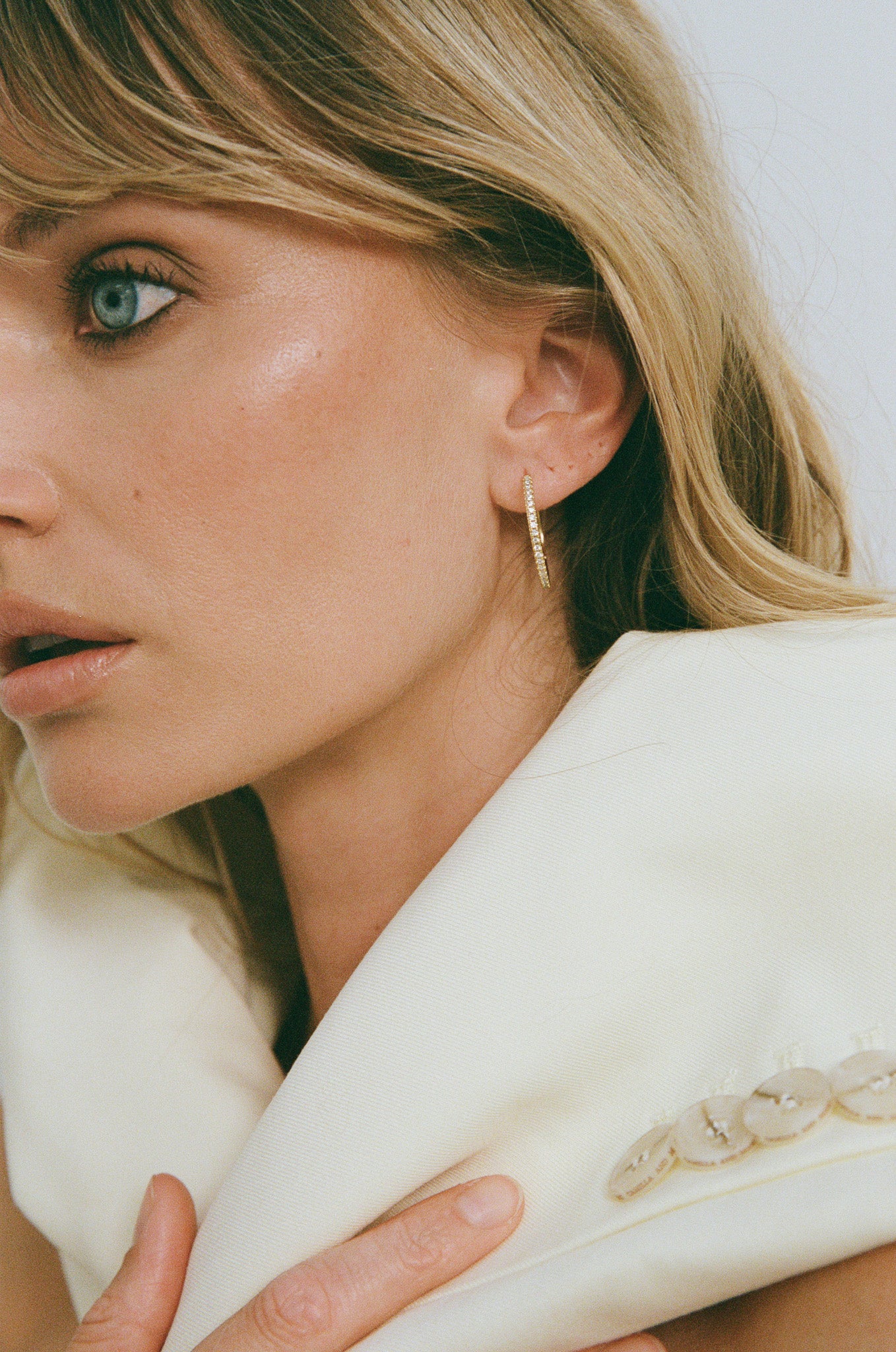 Porter Jewellery | 18k gold vermeil water resistant jewellery | Angel Hoops 20mm