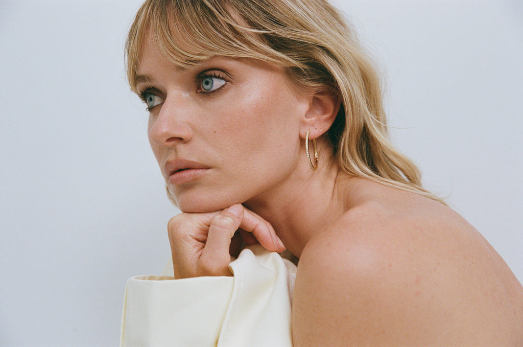 Porter Jewellery | 18k gold vermeil water resistant jewellery | Angel Hoops 30mm