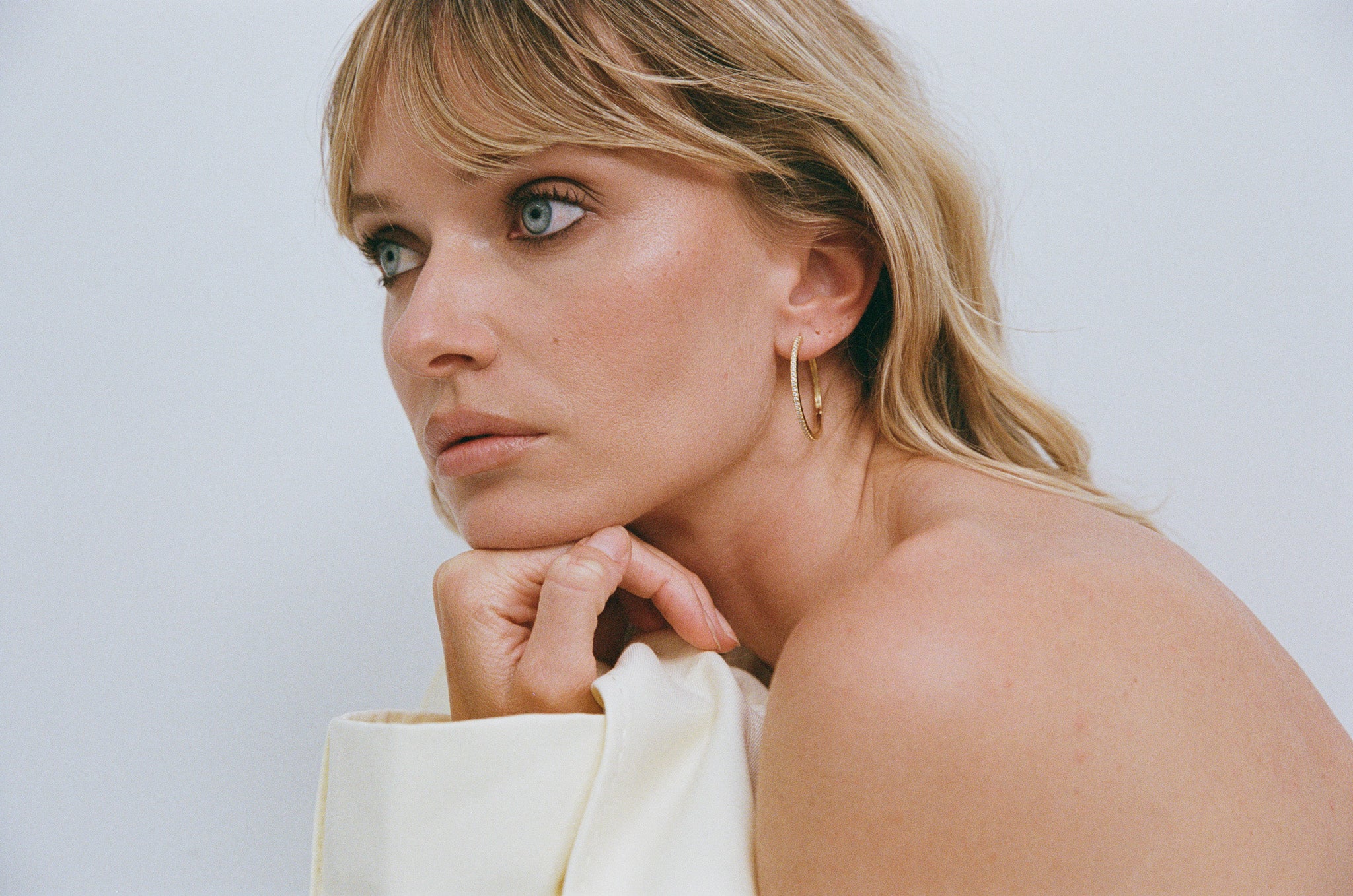 Porter Jewellery | 18k gold vermeil water resistant jewellery | Angel Hoops 30mm