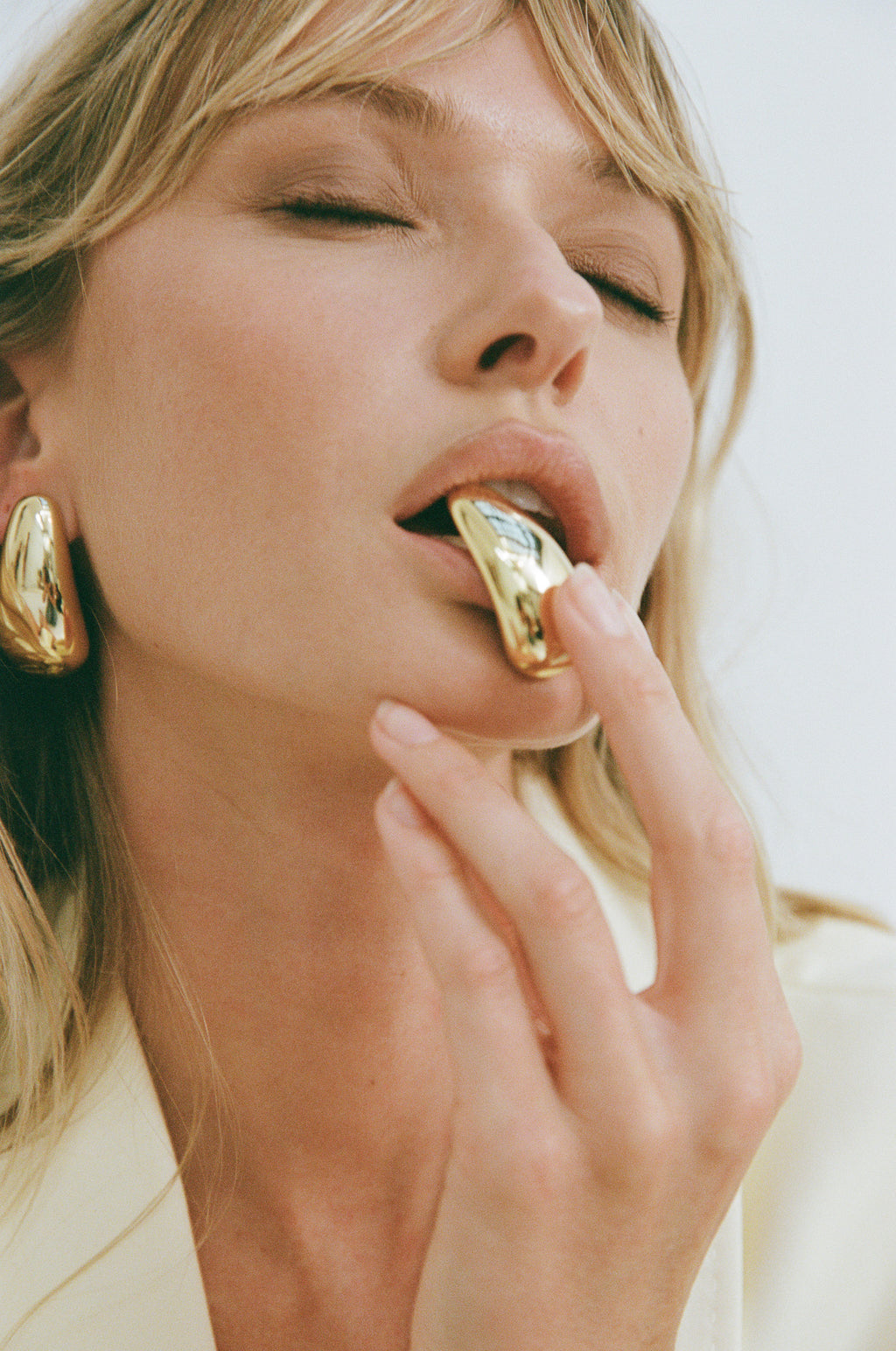Porter Jewellery | 18k gold vermeil water resistant jewellery | Blob Earrings Maxi Gold