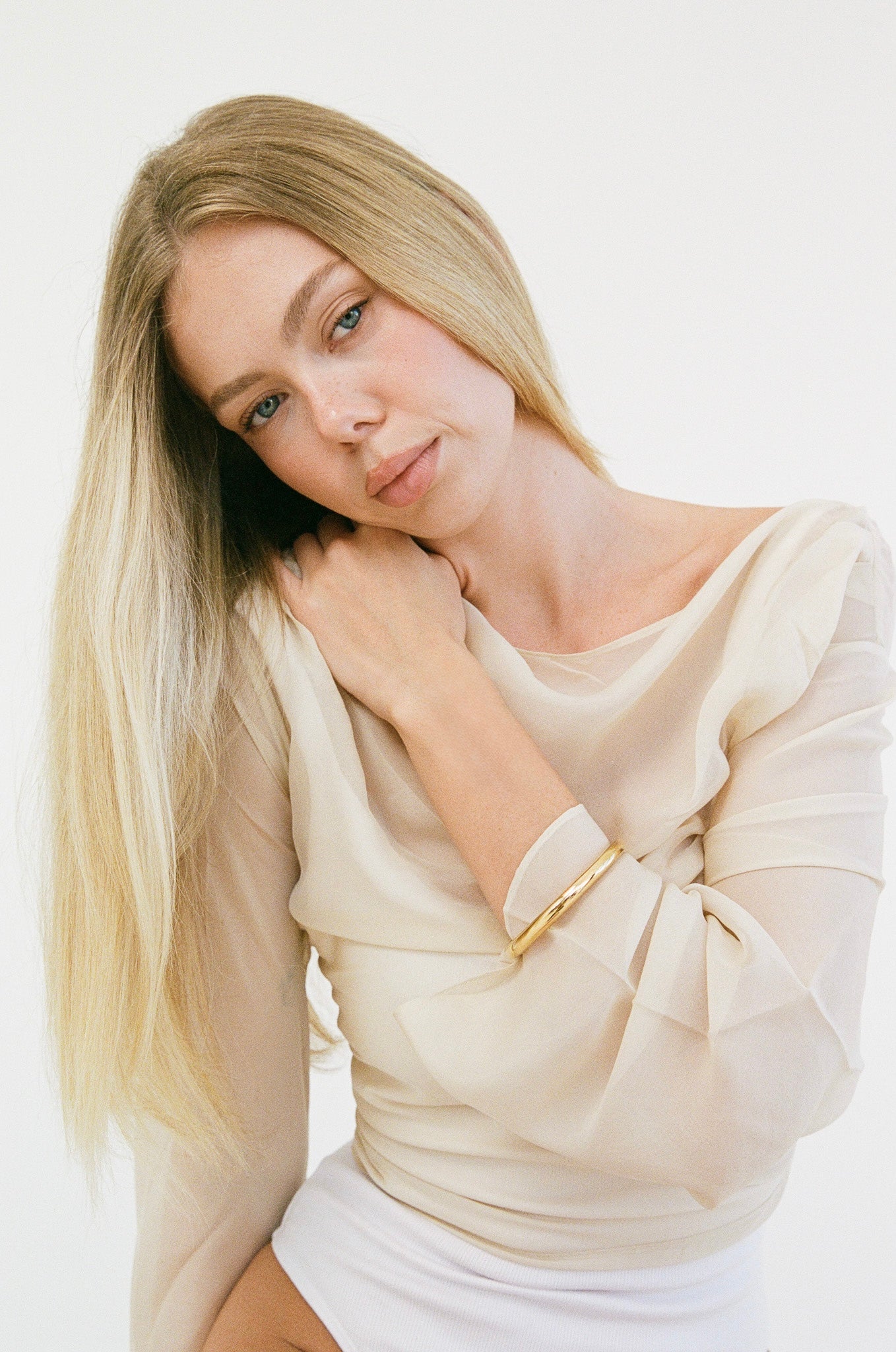Chubby Tube Bangle - Gold