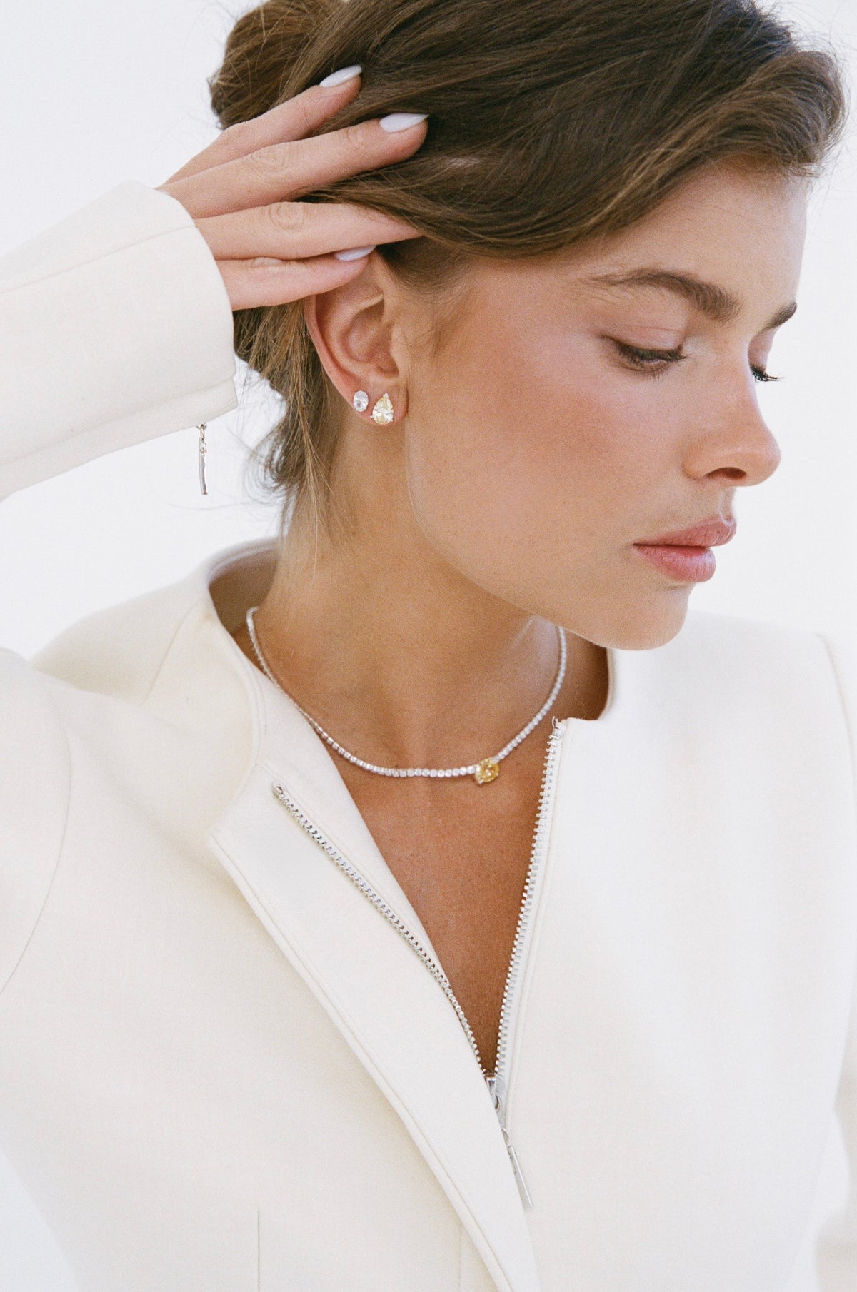 Porter Jewellery | Sterling Silver | Pear Studs 2CT Canary | Oval Studs 1CT