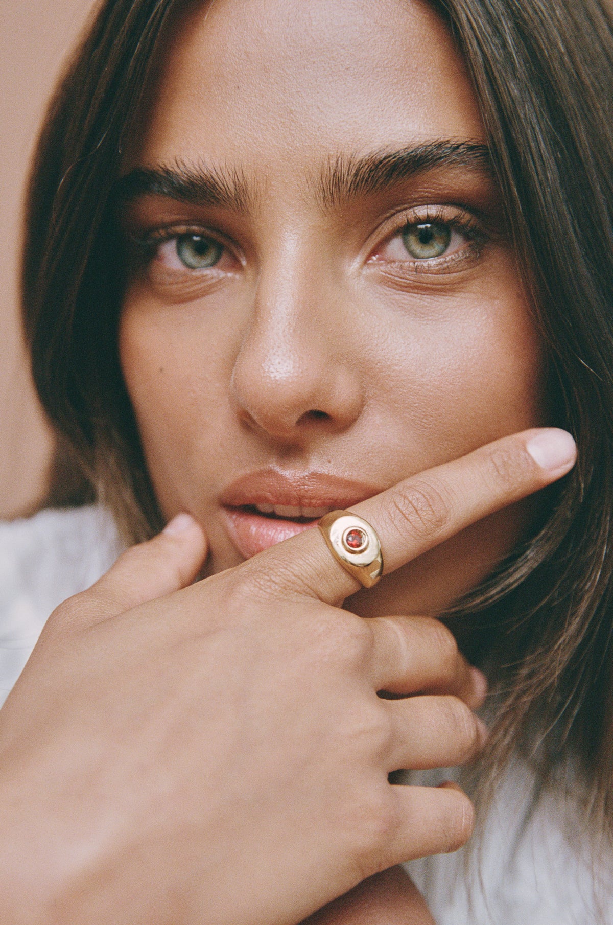 Porter Jewellery | 18k gold Vermeil | Heritage Signet Ring Garnet