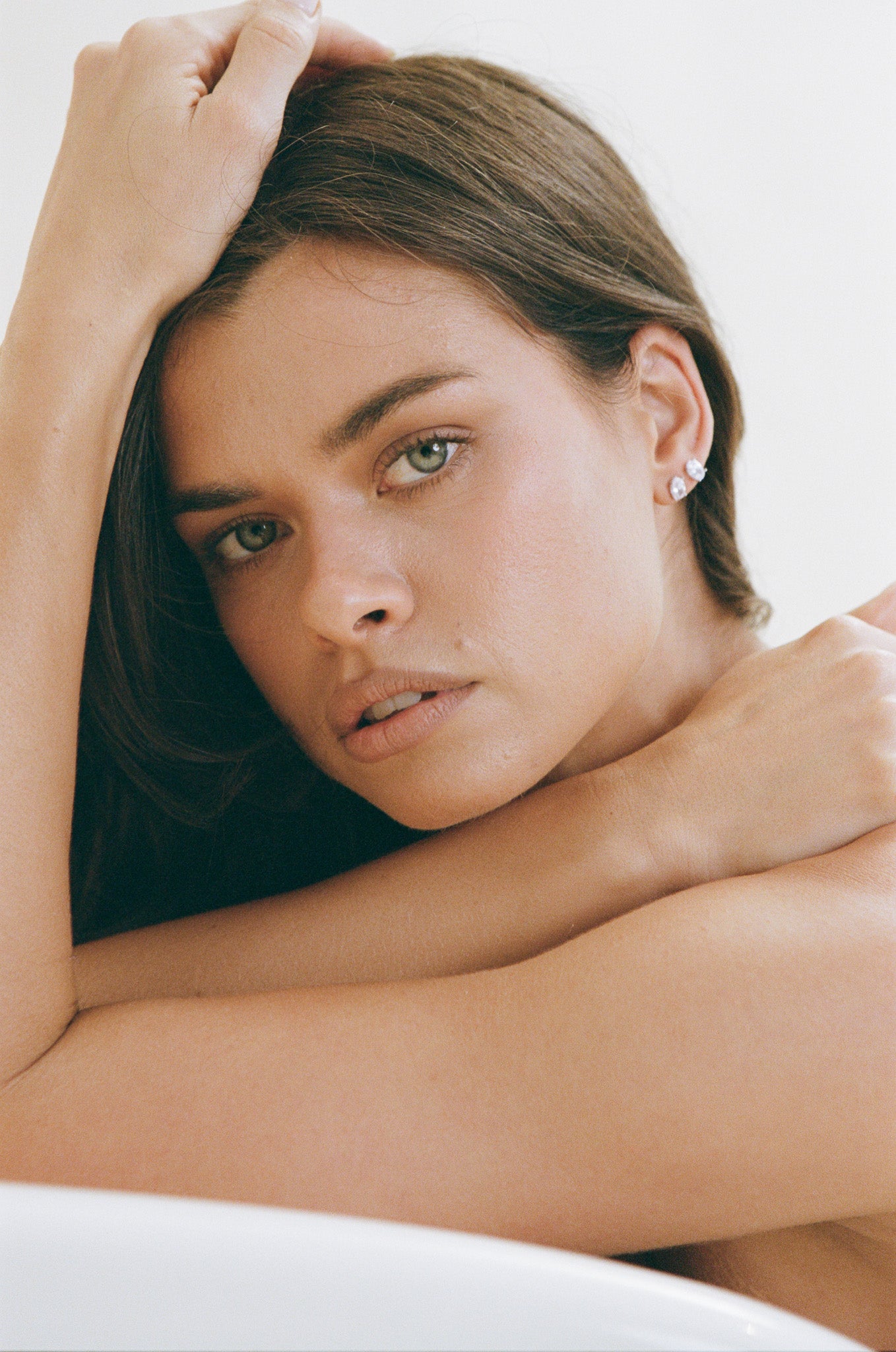 (Coming Soon) Oval Studs - Gold