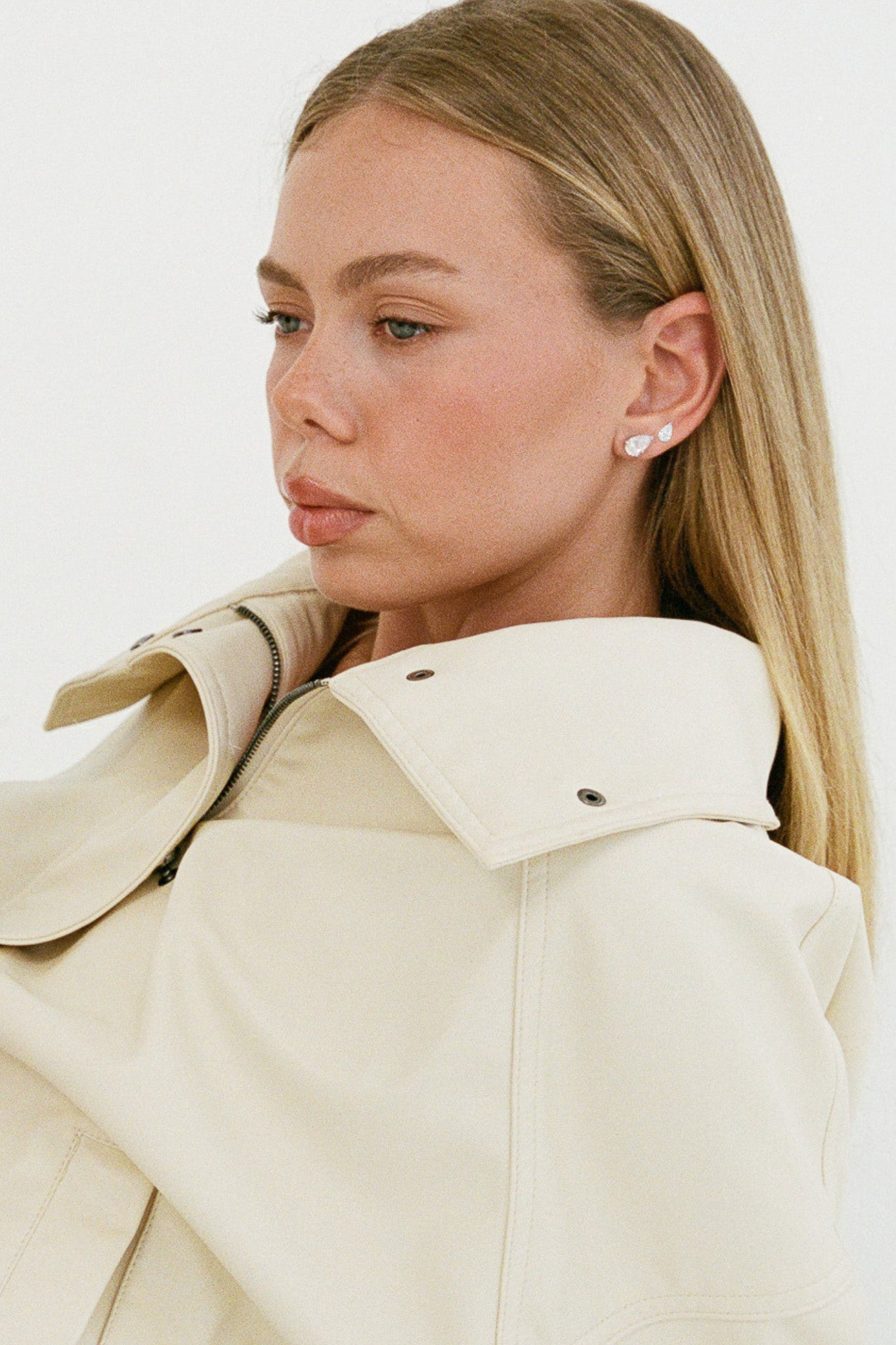 Pear Studs 2CT